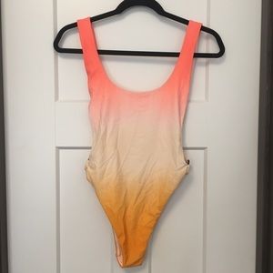 NWT Ombré swimsuit